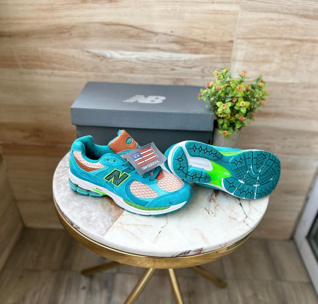 NEW BALANCE 2002r SALEHE BEMBURRY