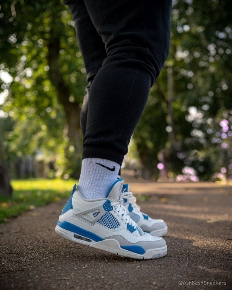 Air Jordans Retro 4 MILITARY BLUE - Image 3