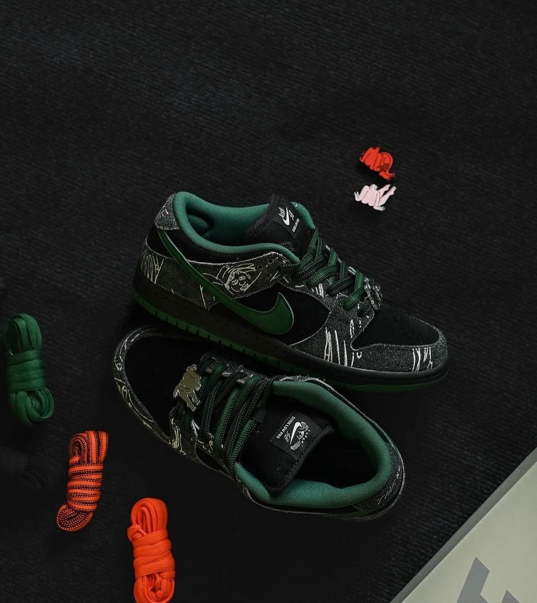 Nike sb dunk THERE SKATEBOARD - Image 2